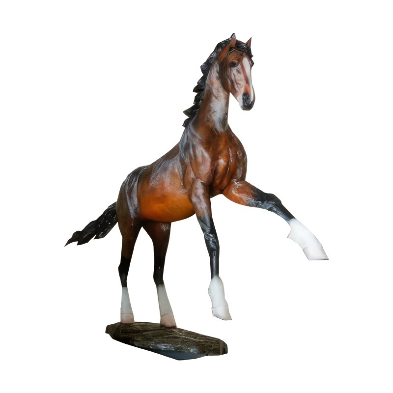 Paardenbeeldhouwwerk