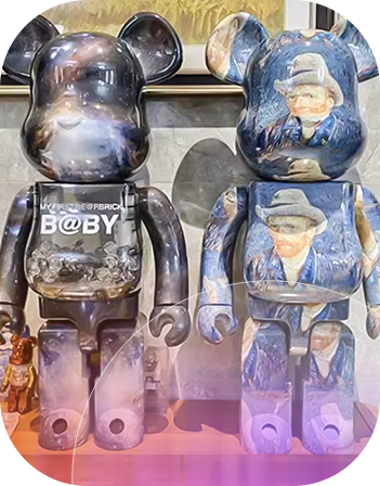 Wat zijn de voordelen van Resin Art Sculptures-standbeelden in vergelijking met traditionele beeldhouwmaterialen?